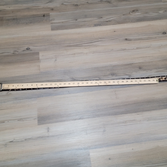 Womens size Large Genuine Leather Belt Chita Print and Brown Silver Buckle 36" - Picture 5 of 5